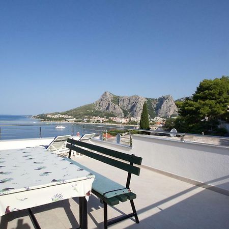 Apartment Lelas Omiš Eksteriør billede
