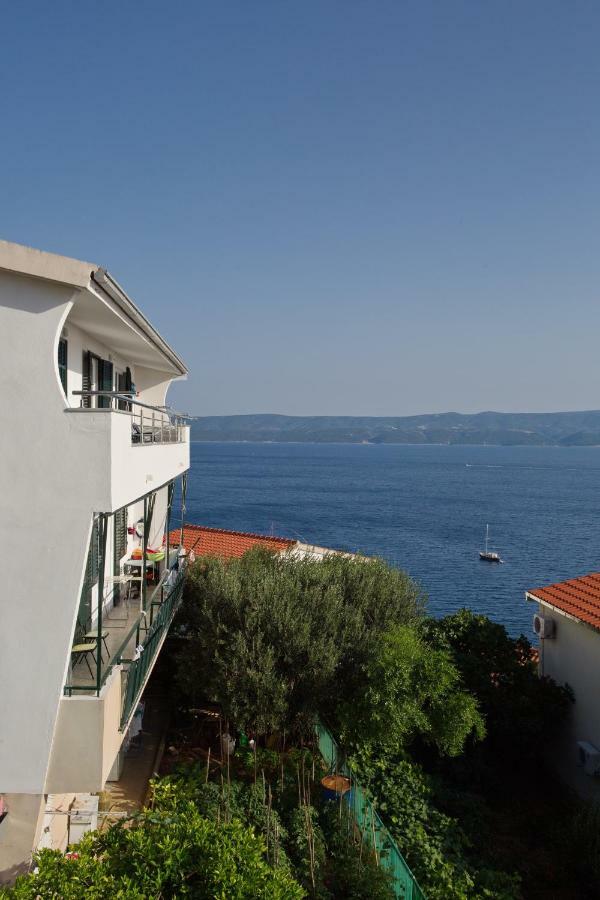 Apartment Lelas Omiš Eksteriør billede